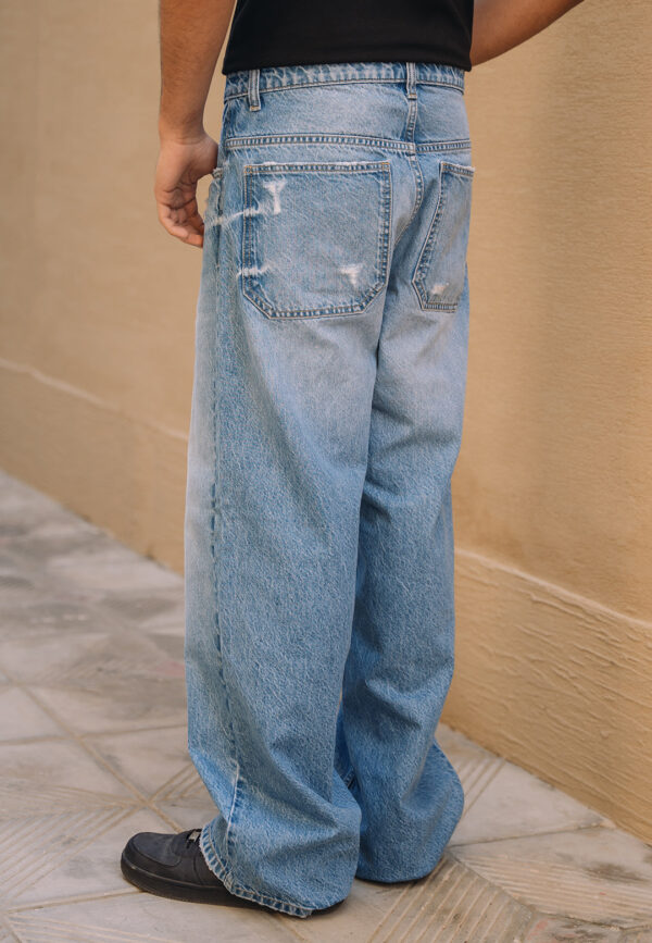 Straight Fit Ripped Jeans - Light Blue Wash - Image 4